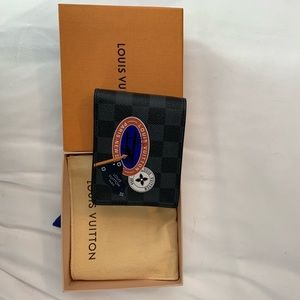 Louis Vuitton mens black wallet